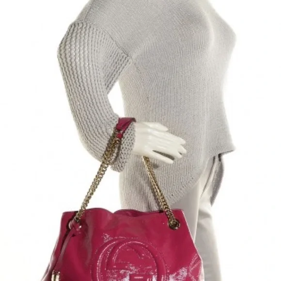 AUTH GUCCI Large Soho Fuchsia Chain Shoulder Bag NWOT